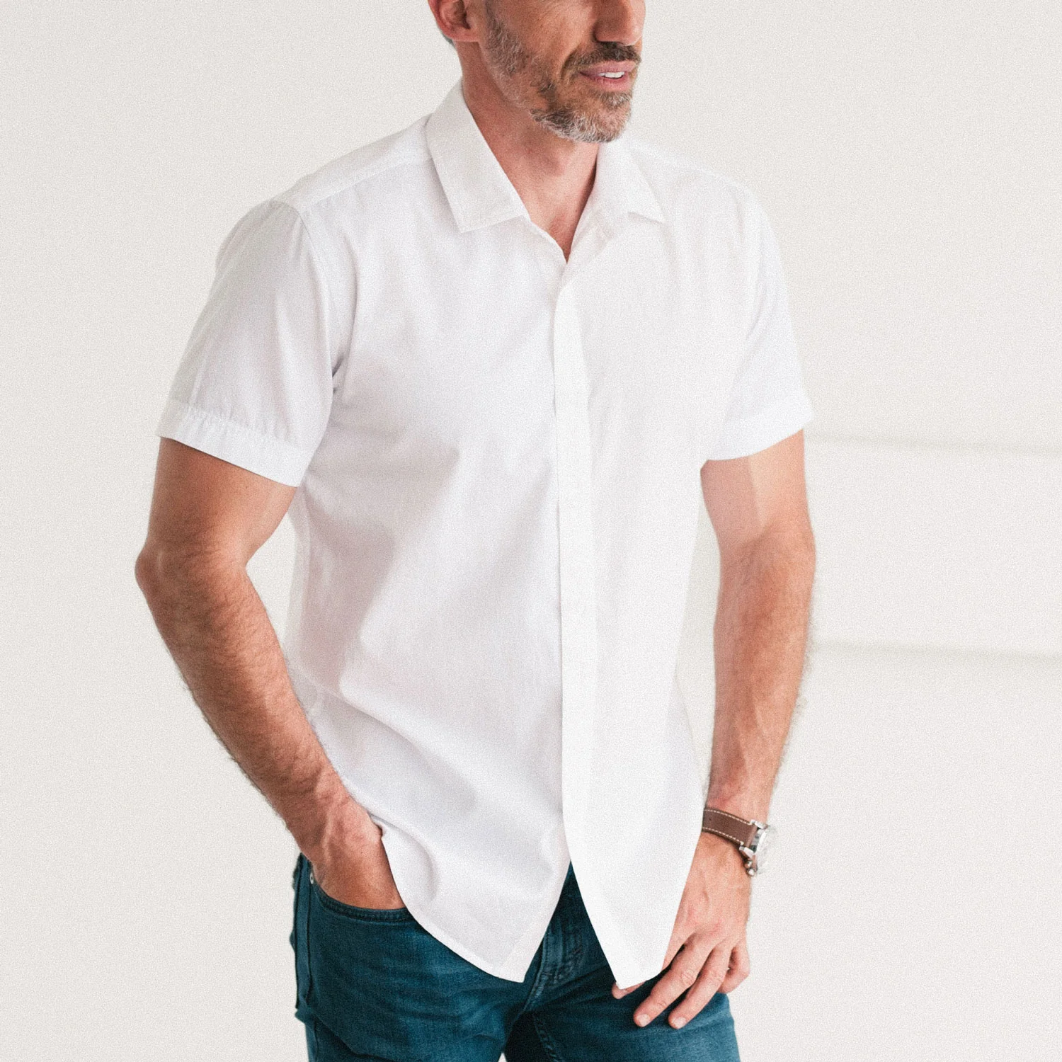 Essential Spread Collar Casual Short Sleeve Shirt - White Cotton Twill - Image 5